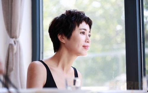 王艺禅 照片,光影交织下的艺术魅力